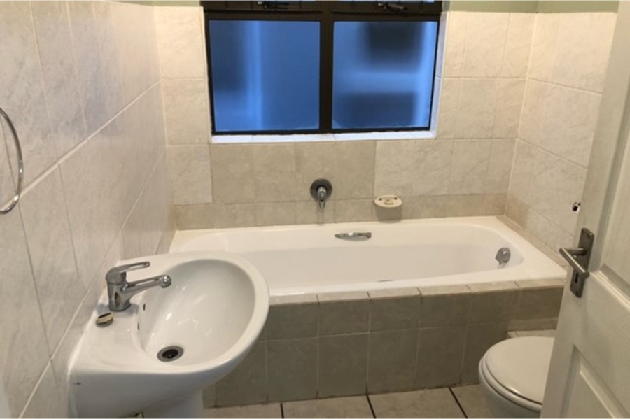 2 Bedroom Property for Sale in Parklands Western Cape